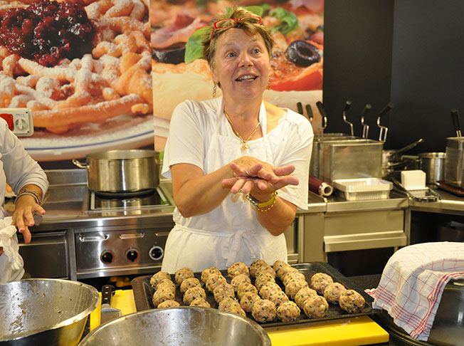 Dumpling cooking class